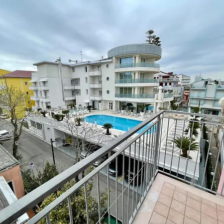 Hotel Rosa 2*