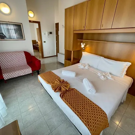 Hotel Rosa 2*