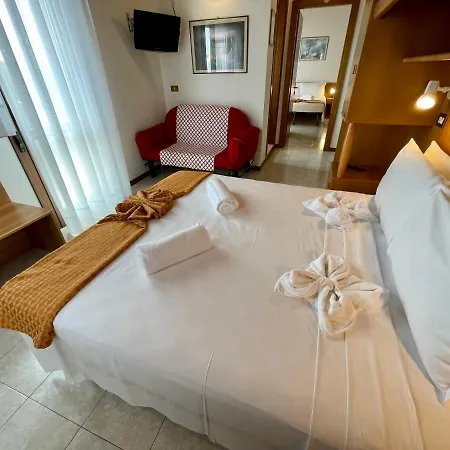 Hotel Rosa 2*